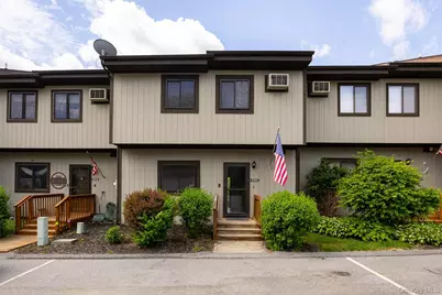 6103 Chelsea Cove N, Hopewell Junction, NY 12533 - Photo 1