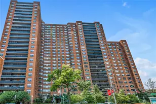 70-25 Yellowstone Blvd, Forest Hills, NY 11375 - Photo 21