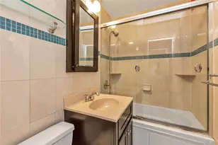 70-25 Yellowstone Blvd, Forest Hills, NY 11375 - Photo 11