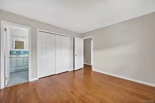 68B Graywood, Port Washington, NY 11050 - Photo 17