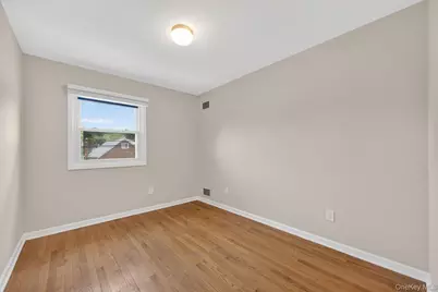 68B Graywood, Port Washington, NY 11050 - Photo 23