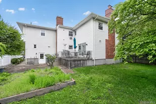 68B Graywood, Port Washington, NY 11050 - Photo 5