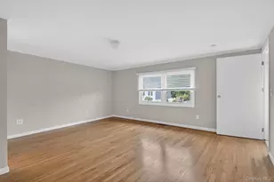 68A Graywood Rd, Port Washington, NY 11050 - Photo 7