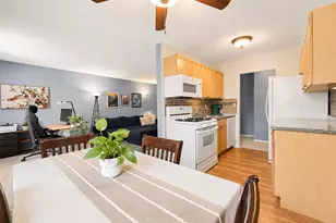 460 Old Town Rd, Port Jefferson Station, NY 11776 - Photo 5