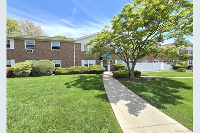460 Old Town Road #3K, Port Jefferson Station, NY 11776 - Photo 1