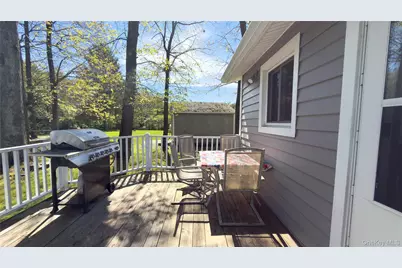 52 Holt Road, Hyde Park, NY 12538 - Photo 11