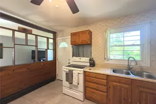 52 Holt Rd, Hyde Park, NY 12538 - Photo 5