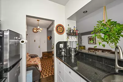 98-25 64th Road #5E, Rego Park, NY 11374 - Photo 5