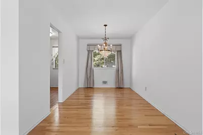 94 Babylon Avenue, West Islip, NY 11795 - Photo 9