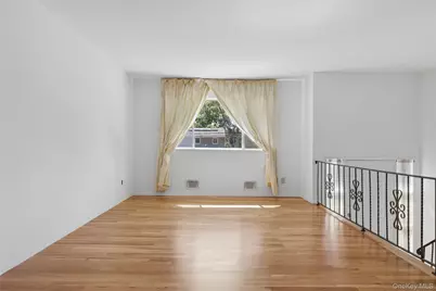 94 Babylon Avenue, West Islip, NY 11795 - Photo 5