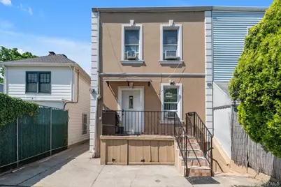 60-09 69th Place, Maspeth, NY 11378 - Photo 25