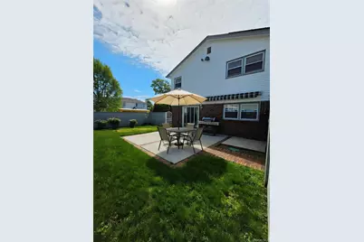 90-17 165th Avenue, Howard Beach, NY 11414 - Photo 23
