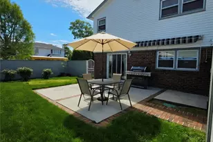 90-17 165th Ave, Howard Beach, NY 11414 - Photo 23