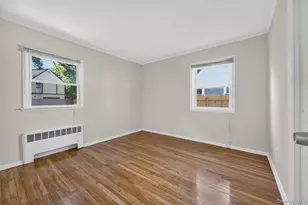 48 Locust St, Westbury, NY 11590 - Photo 11