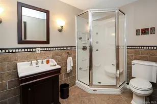 21 Hildreth Ave, Huntington, NY 11743 - Photo 27
