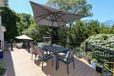 21 Hildreth Avenue, Huntington, NY 11743 - Photo 29