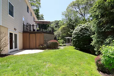 21 Hildreth Avenue, Huntington, NY 11743 - Photo 31