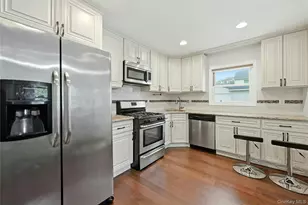 609 Montauk Hwy, Oakdale, NY 11769 - Photo 3