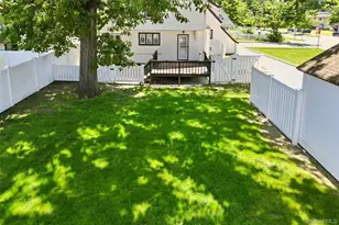 15 Maine Ave, Rockville Centre, NY 11570 - Photo 31