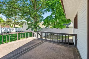 15 Maine Ave, Rockville Centre, NY 11570 - Photo 29