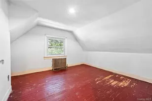 15 Maine Ave, Rockville Centre, NY 11570 - Photo 15