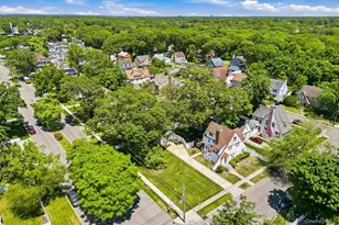 15 Maine Ave, Rockville Centre, NY 11570 - Photo 37