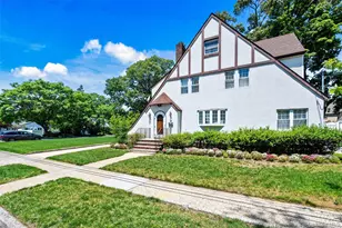 15 Maine Ave, Rockville Centre, NY 11570 - Photo 25