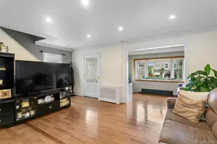 38 Emmett Terrace, New Rochelle, NY 10805 - Photo 11