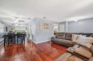 413 N Broadway, Lindenhurst, NY 11757 - Photo 7