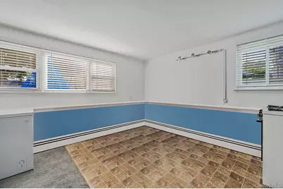 413 N Broadway, Lindenhurst, NY 11757 - Photo 27