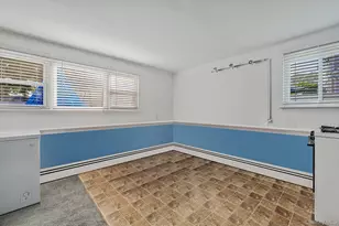 413 N Broadway, Lindenhurst, NY 11757 - Photo 27