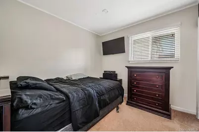 413 N Broadway, Lindenhurst, NY 11757 - Photo 17