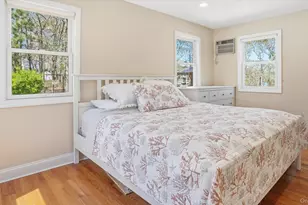 32 Red Creek Rd, Hampton Bays, NY 11946 - Photo 15