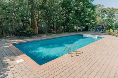 32 Red Creek Road, Hampton Bays, NY 11946 - Photo 17