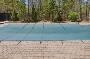 32 Red Creek Rd, Hampton Bays, NY 11946 - Photo 19