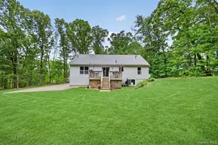 636 Gardnertown Rd, Newburgh, NY 12550 - Photo 49