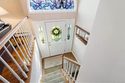 24 Biltmore Avenue Extension, Oakdale, NY 11769 - Photo 13