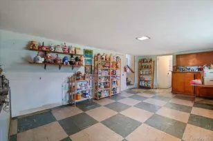 3836 Windsor Dr, Bethpage, NY 11714 - Photo 25