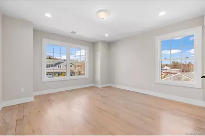 10 Lee Place, Old Bethpage, NY 11804 - Photo 35