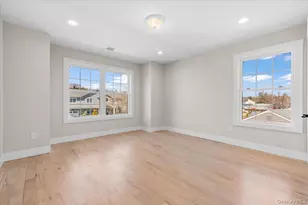 10 Lee Pl, Old Bethpage, NY 11804 - Photo 35