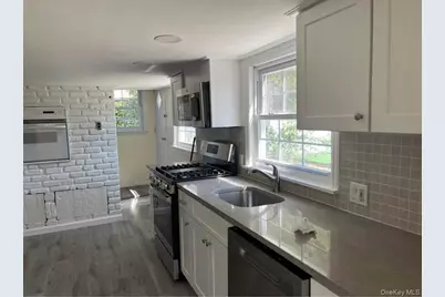 1539 Park Avenue, Merrick, NY 11566 - Photo 5