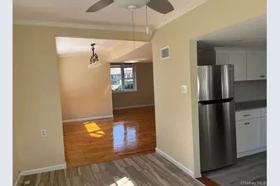1539 Park Avenue, Merrick, NY 11566 - Photo 9
