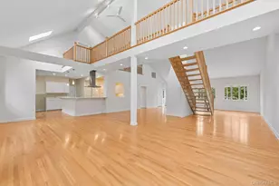 131 Red Creek Rd, Hampton Bays, NY 11946 - Photo 9