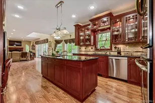 24 Muscoot Rd E, Mahopac, NY 10541 - Photo 15