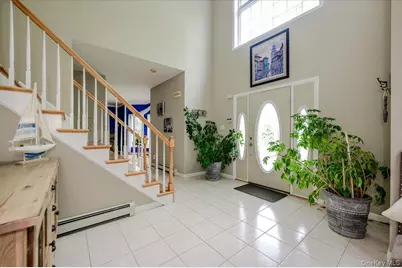 24 Muscoot Road E, Mahopac, NY 10541 - Photo 3
