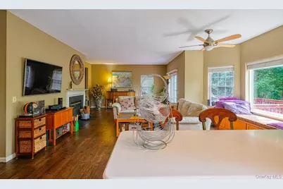107 Scenic Drive W, Croton on Hudson, NY 10520 - Photo 7