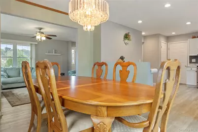37 W Deer Trail, Pawling, NY 12564 - Photo 9