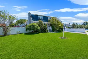 6 Lake Ave, Merrick, NY 11566 - Photo 5