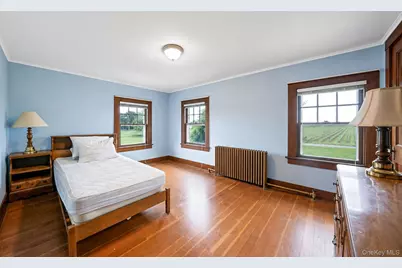 1055 Oregon Road, Mattituck, NY 11952 - Photo 25