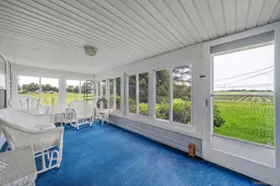 1055 Oregon Rd, Mattituck, NY 11952 - Photo 27